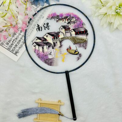 南浔刺绣团扇苏绣景区古镇摆摊绣花单面扇子古风儿童跳舞