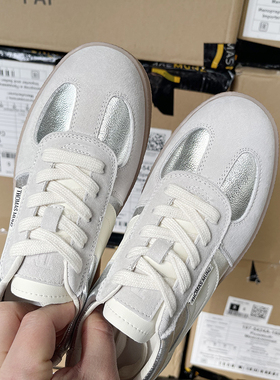 俄罗斯2025春季新款真皮阿甘鞋女休闲时尚休闲鞋柔软舒适德训鞋潮