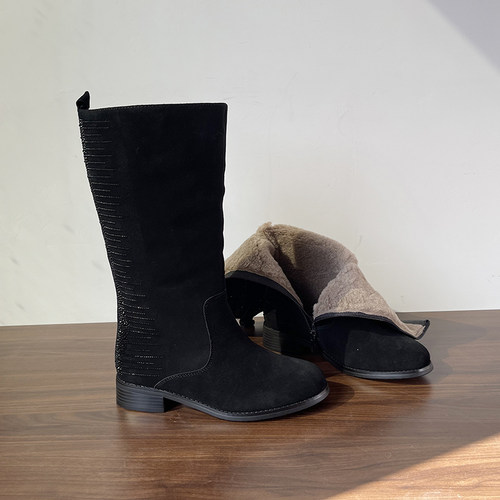 大码真皮羊毛保暖水钻平底高筒靴