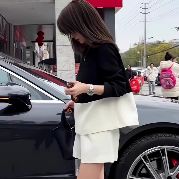 减龄漂亮小个子气质套装高级感拼接上衣短裤超好看开春穿搭一整套