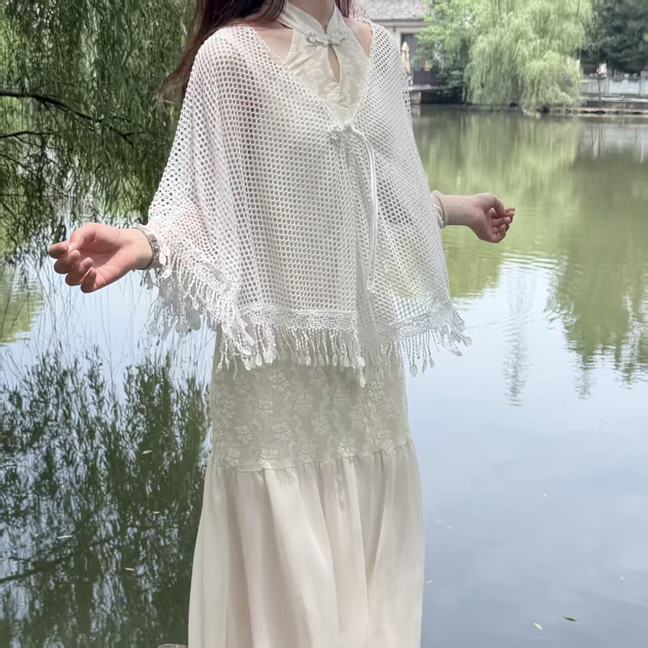 镂空网白色针织蕾丝流苏旗袍披肩女百搭防晒开衫外搭外套