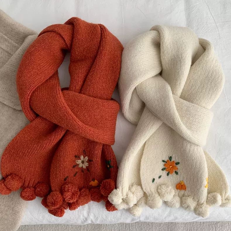 韩国单红色刺绣花朵小球球软糯针织围巾女冬百搭学生保暖毛线围脖