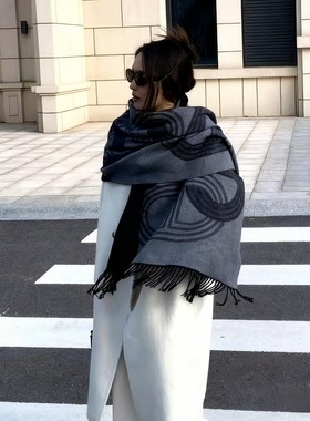 格雷黑灰色锁扣双面含羊毛围巾男女冬季披肩两用加厚保暖长款围脖