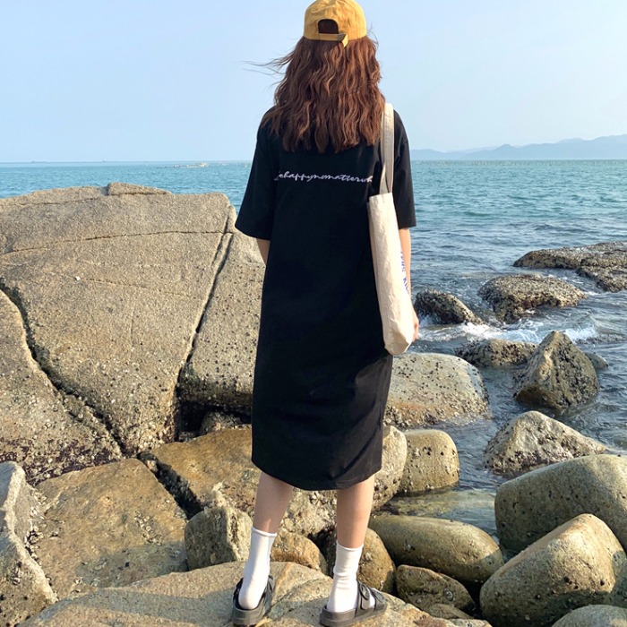 Real shot cotton dress Hong Kong Style Korean version student's over knee pocket buttock embroidery loose size short sleeve t-shirt female Xia