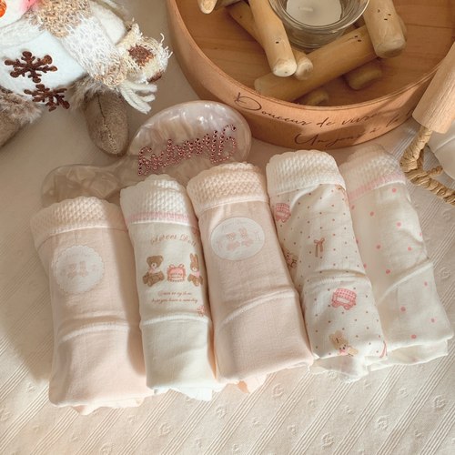 “小熊和小兔”10A抗菌加长裆少女款三角裤简约可爱印花纯棉学生