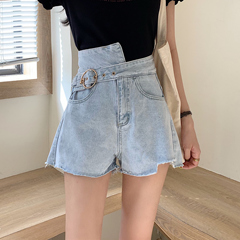 New loose, thin, wide leg and versatile denim shorts