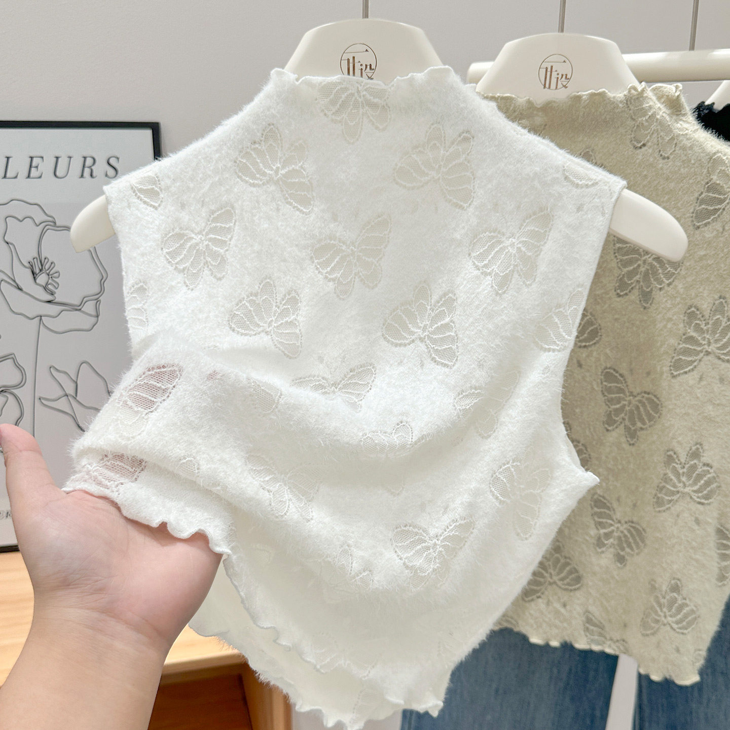磨毛蕾丝假领子无袖内搭背心女