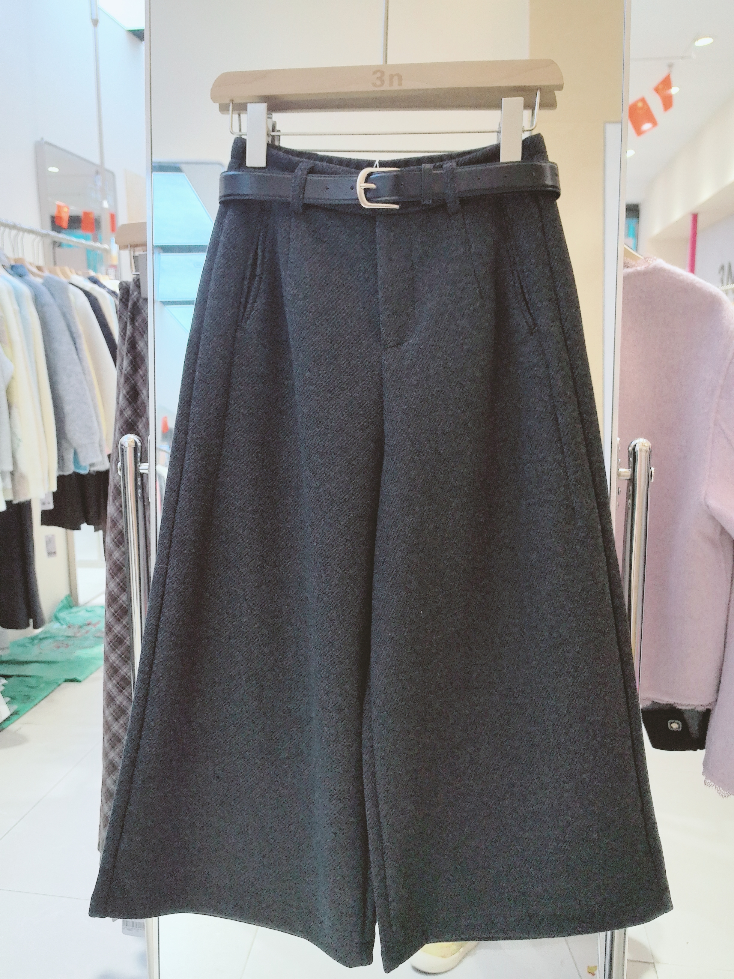 3NUX2025秋冬新款韩版简约百搭显瘦高品质休闲毛呢八分阔腿裤