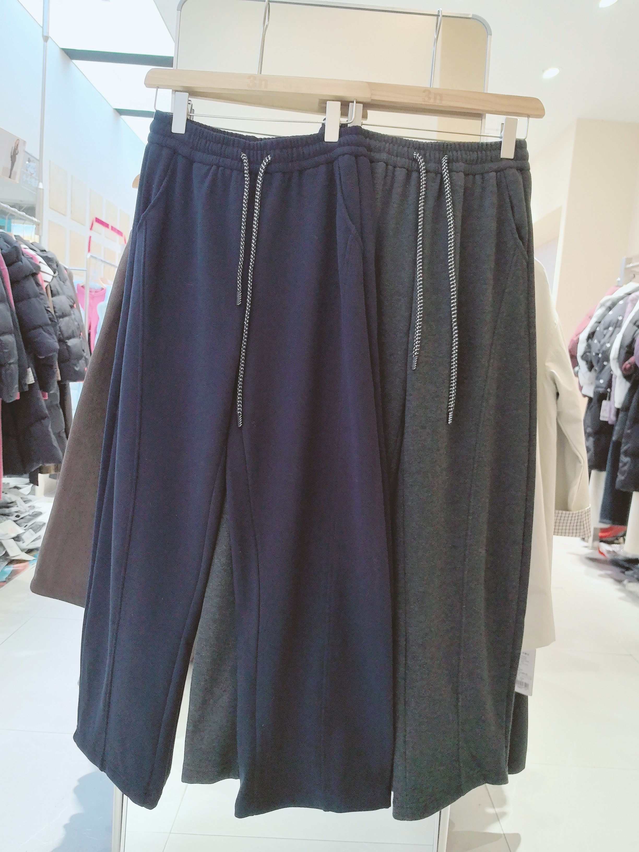 3NUX2025冬新款韩版简约百搭显瘦高品质休闲加绒加厚卫裤弯刀裤,女装/女士精品,卫裤,淘宝优惠券,粉丝福利购,淘宝优惠卷