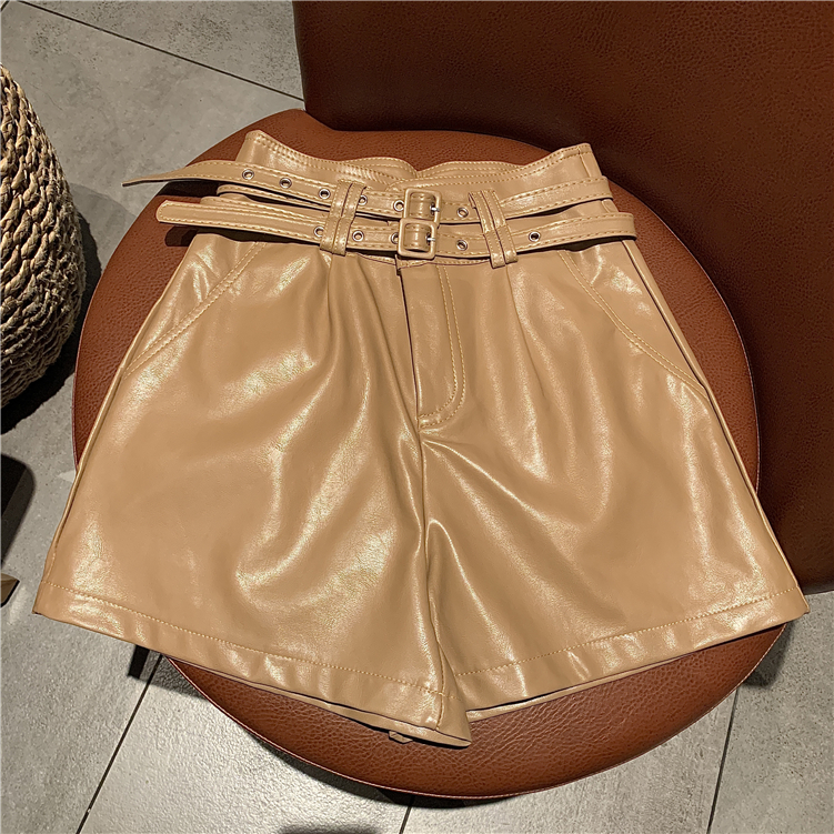 Real price autumn and winter Retro High Waist show thin Italian Pu oil wax skin simple versatile belt delivery shorts