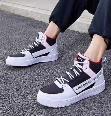 板鞋2024冬新款皮面潮流休闲高帮