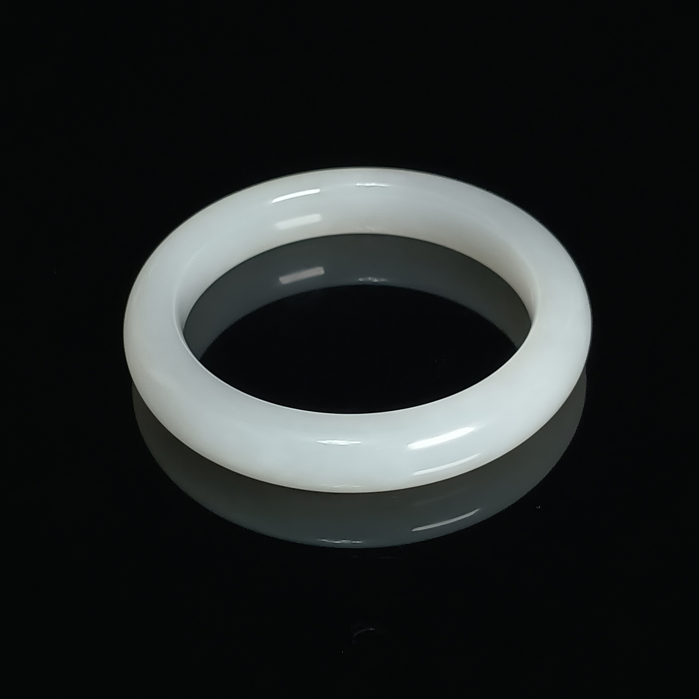 和田玉羊脂白玉手镯      内径56mm    24121300087