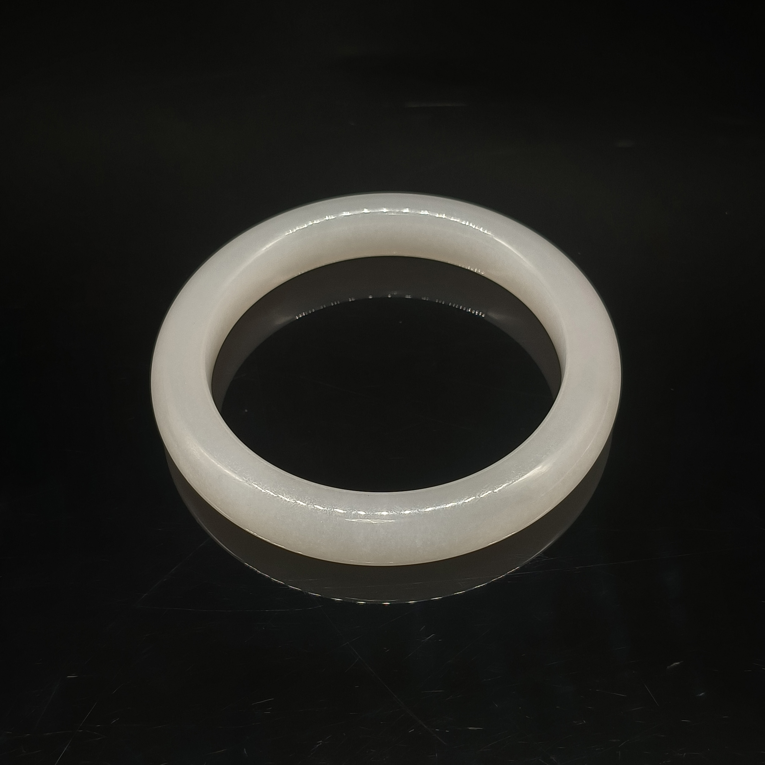 和田玉羊脂白玉手镯   重量55.395克   内径58mm 24090400078