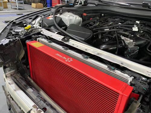 改装加大中冷宝马新5系6系B48