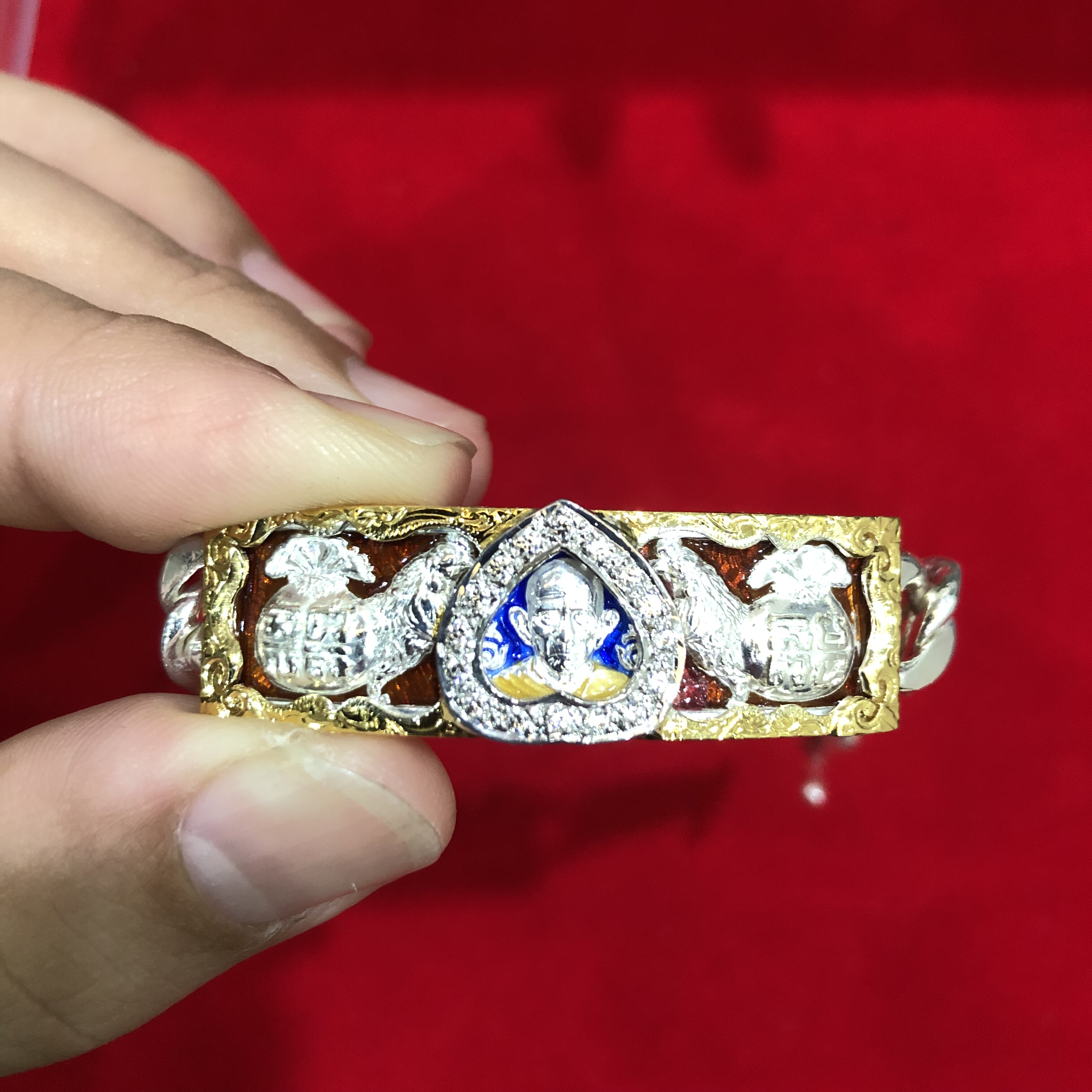 泰国佛牌正品正牌真品龙婆瑞2557花开富贵纯银手链小模带金壳