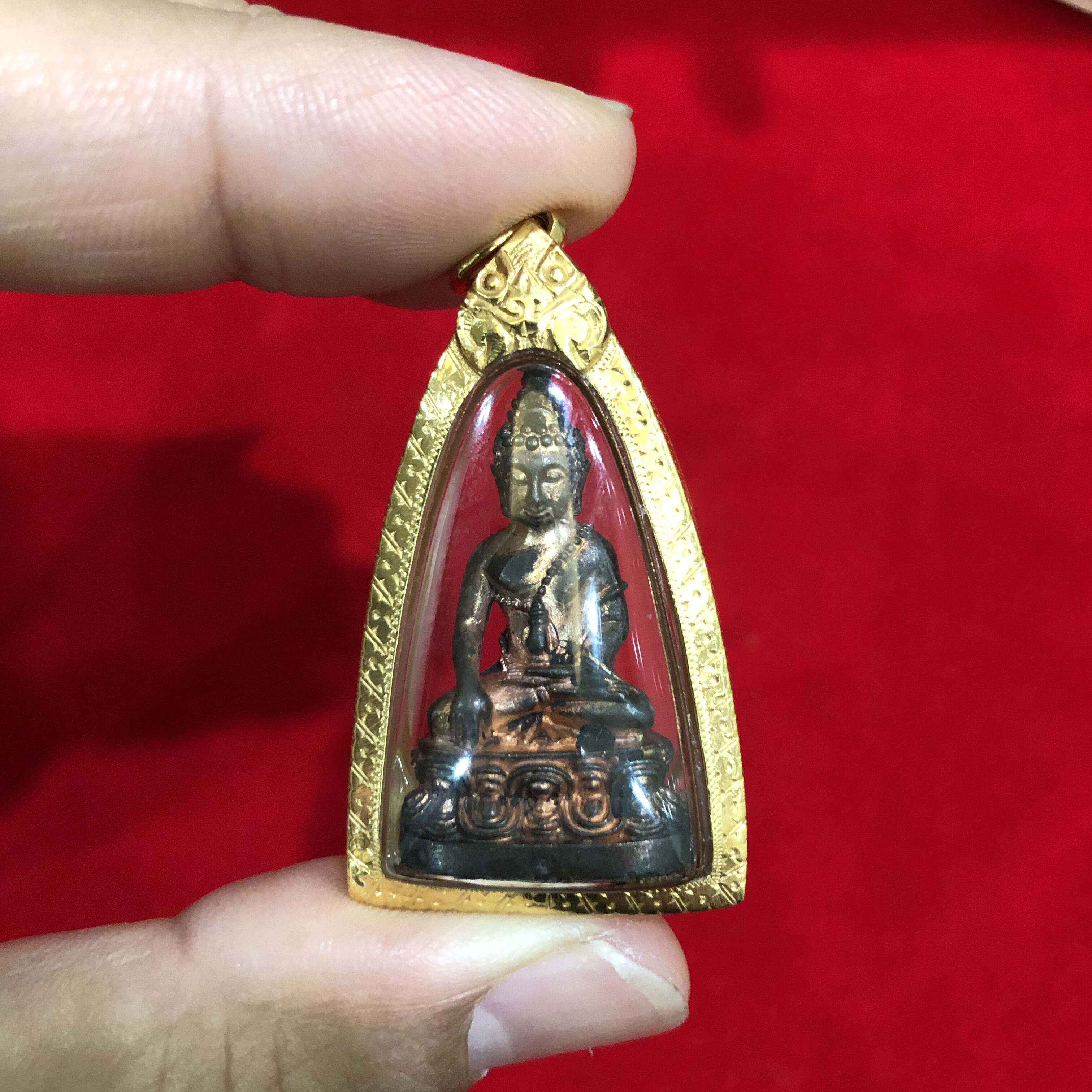 泰国佛牌正牌真品山卡拉扬2540皇室御用版九宝铜药师佛吊坠带证书