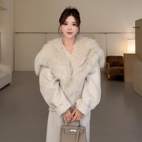 NN两粒扣短款羊毛大衣外套