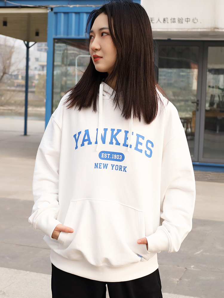 MLB情侣款学院风字母印花卫衣