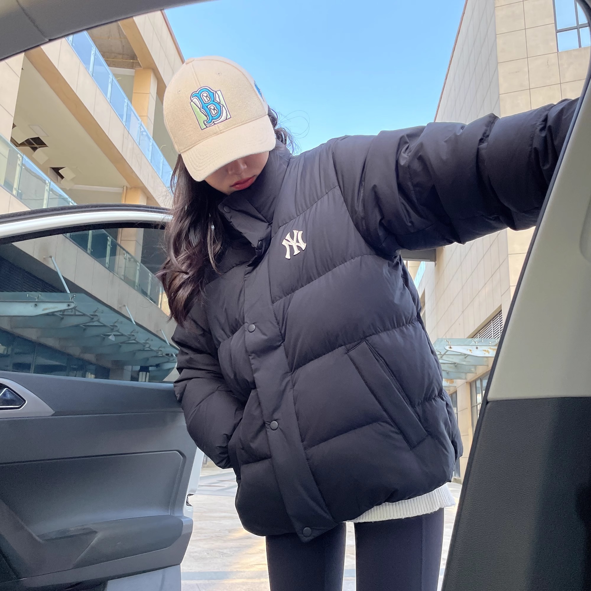 MLB运动保暖短款立领羽绒服外套