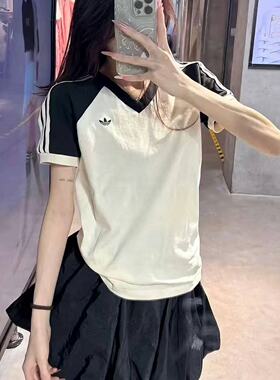 Adidas阿迪达斯三叶草女子撞色条纹V领运动短袖T恤KE6163/KF0316