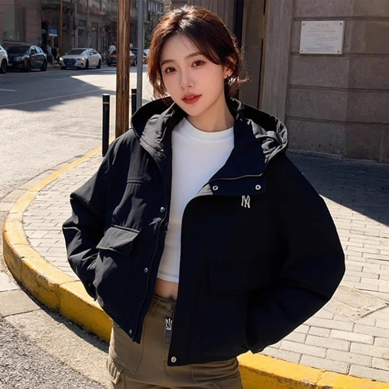 MLB运动夹克女26春季新款宽松防风梭织休闲训练连帽外套3FWJB0161