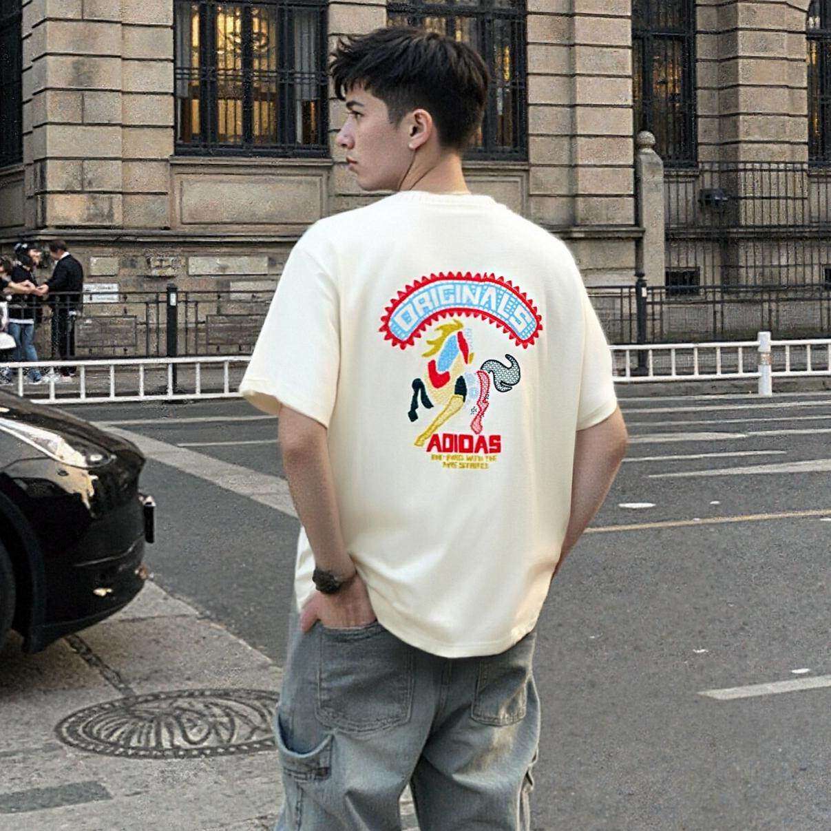 Adidas阿迪达斯三叶草新年款男女运动透气短袖T恤KT0713/KT0714,运动服/休闲服装,运动T恤,淘宝优惠券,粉丝福利购,淘宝优惠卷