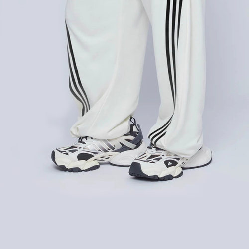 阿迪达斯轻机甲鞋厚底老爹鞋