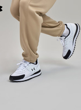 安德玛UA男子25新款Essential Runner透气运动休闲鞋3028408