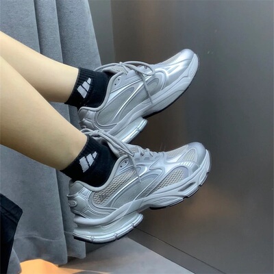 阿迪达斯男女复古网眼运动跑步鞋