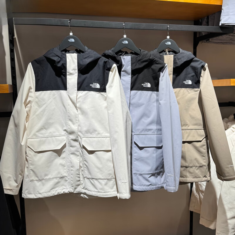 北面女士防水防风可配内胆冲锋衣