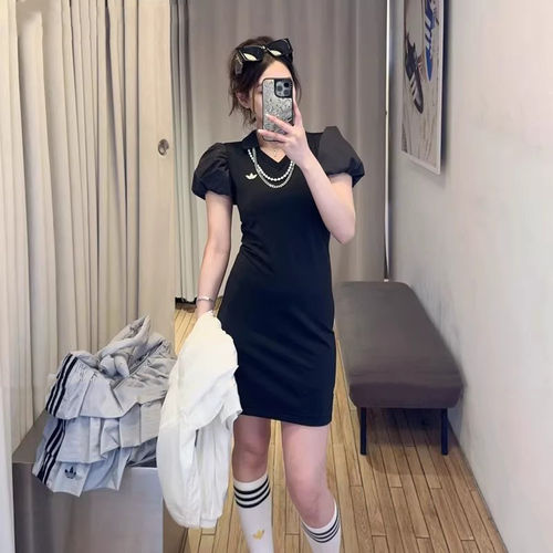 阿迪达斯三叶草泡泡袖V领连衣裙