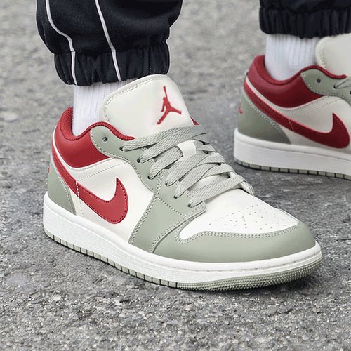 NIKE耐克男AJ1小闪电低帮篮球鞋