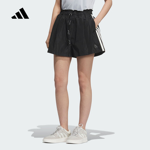 Adidas阿迪达斯女三条纹宽松健身跑步休闲运动短裤KC0019/KC0020