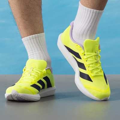 阿迪达斯男子轻质竞速缓震跑步鞋