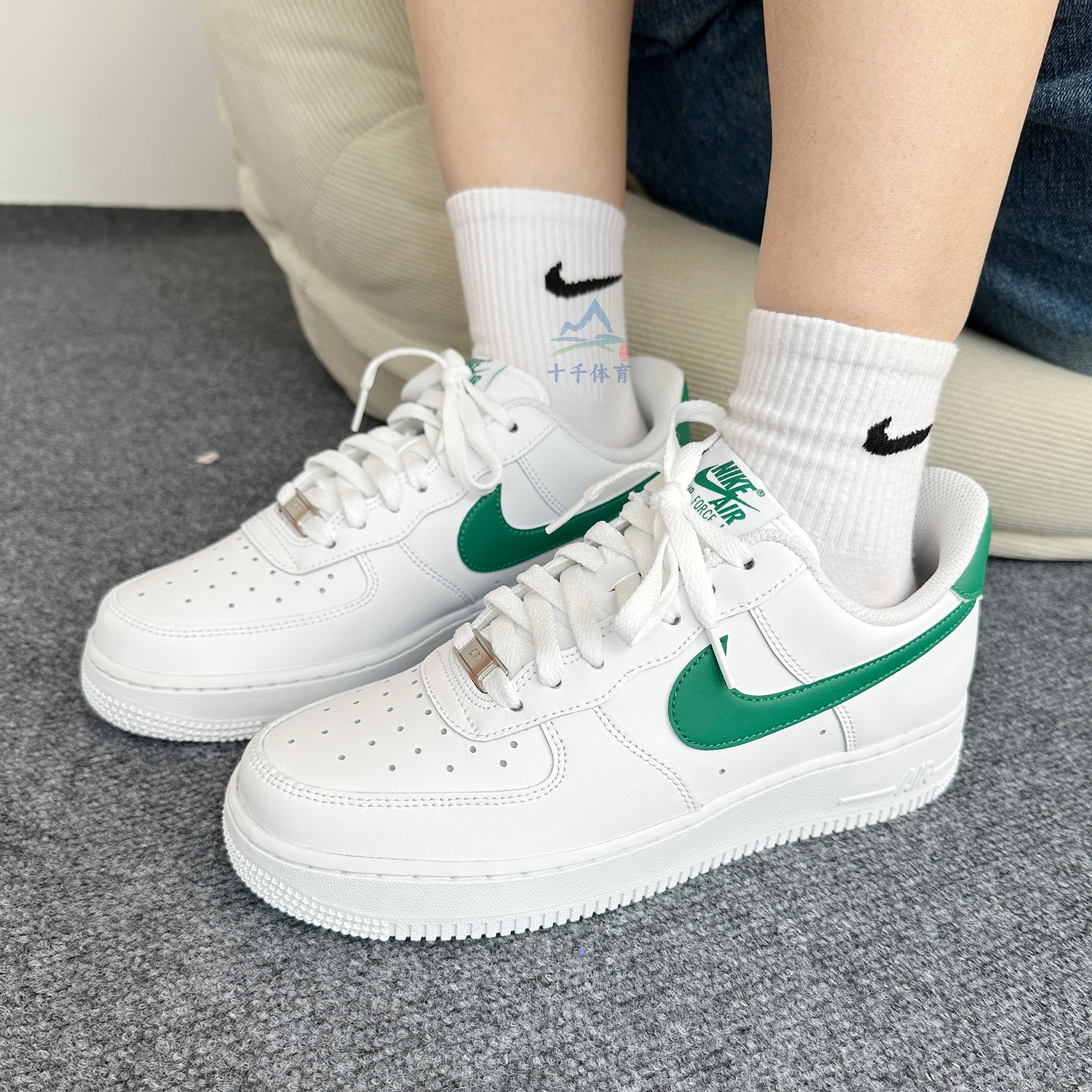 Nike耐克男子空军一号胶底板鞋