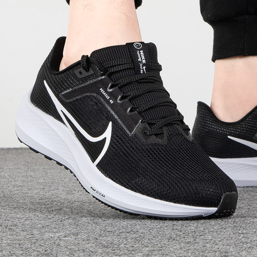 Nike耐克男子运动耐磨透气跑步鞋
