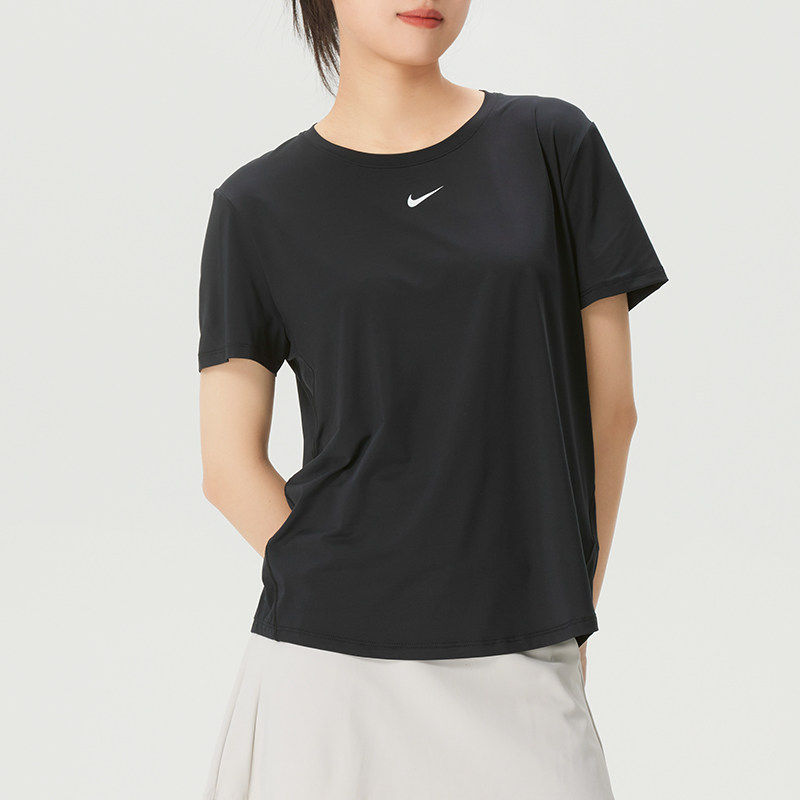 26新款Nike耐克短袖女士训练休闲运动宽松透气舒适圆领T恤FN2799