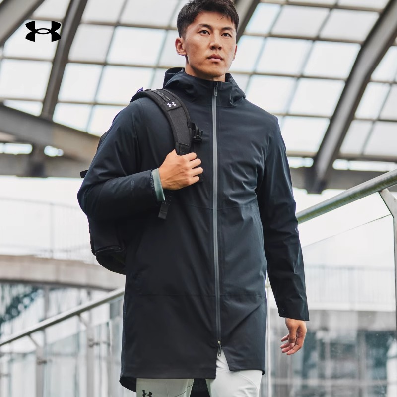 安德玛男士羽绒内胆三合一冲锋衣