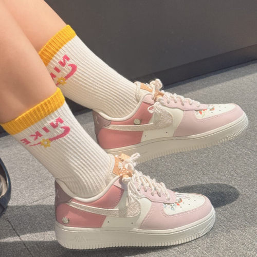 NIKE耐克AF1小蘑菇女子运动鞋