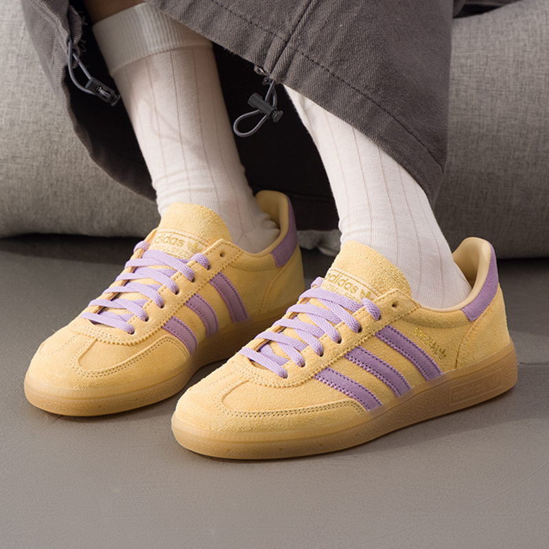 阿迪达斯三叶草女运动鞋低帮板鞋