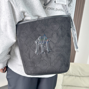 MLB男女款25秋季老花NY钻石暗纹满印斜挎单肩手提斜挎包3ABMMC25N