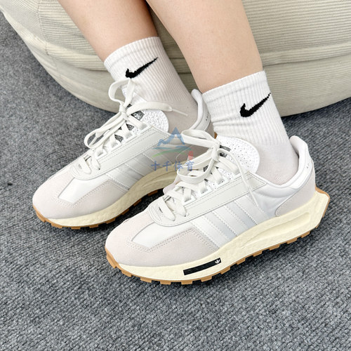 阿迪达斯三叶草透气轻便运动鞋