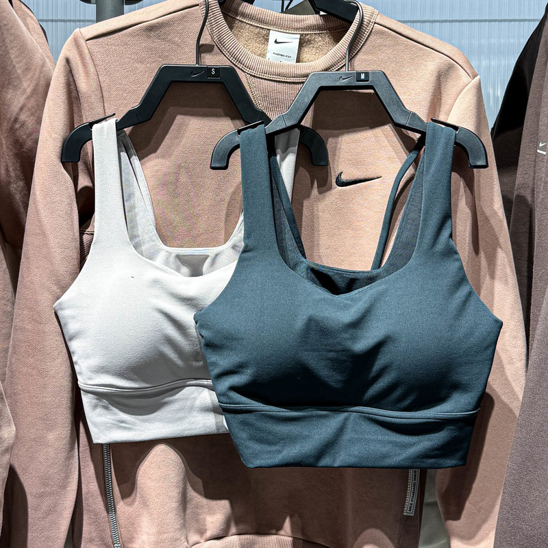 耐克女子中强度支撑衬垫运动背心