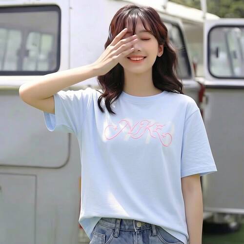 NIKE耐克女子纯棉宽松短袖T恤