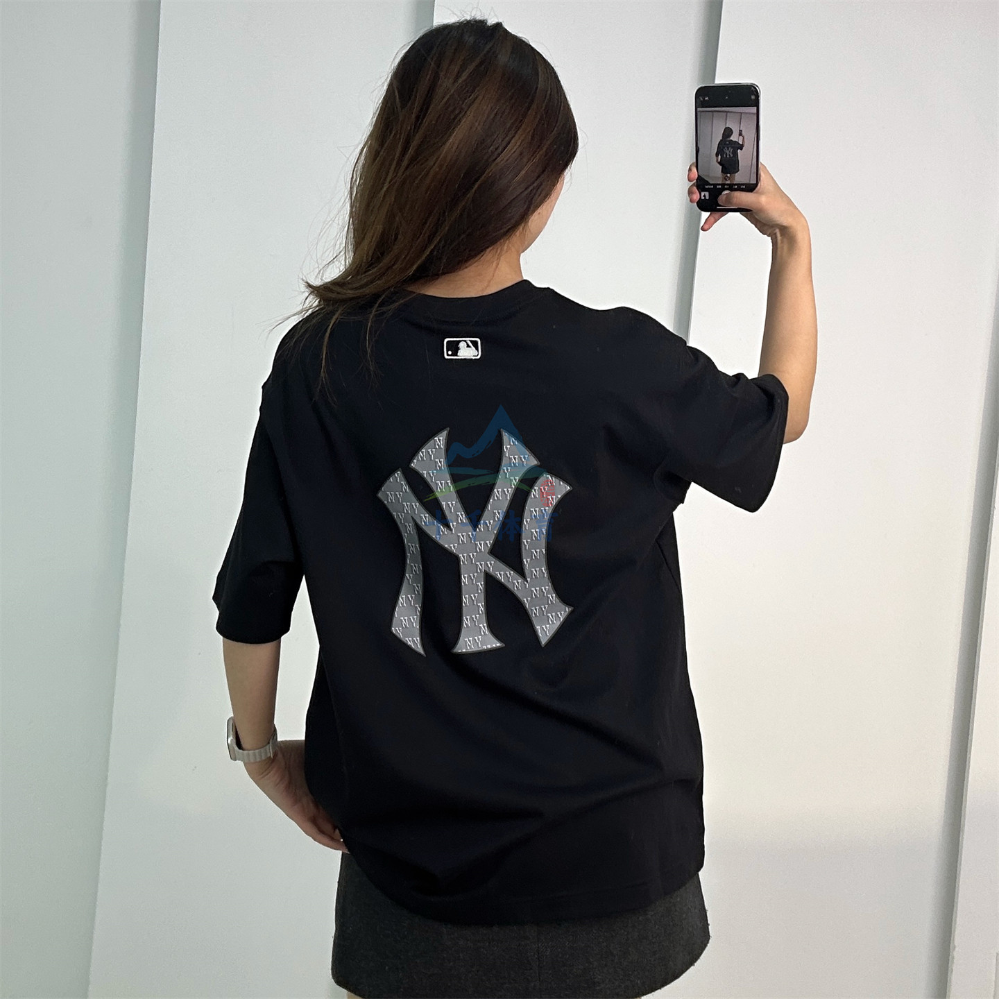 MLB后背印花透气圆领运动短袖T恤