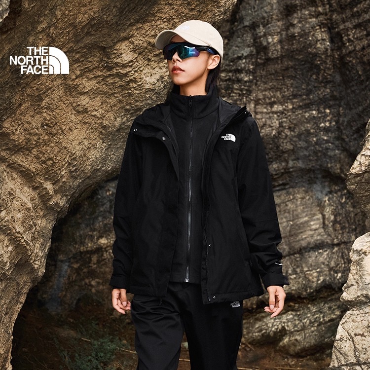 北面女户外抓绒内胆三合一冲锋衣