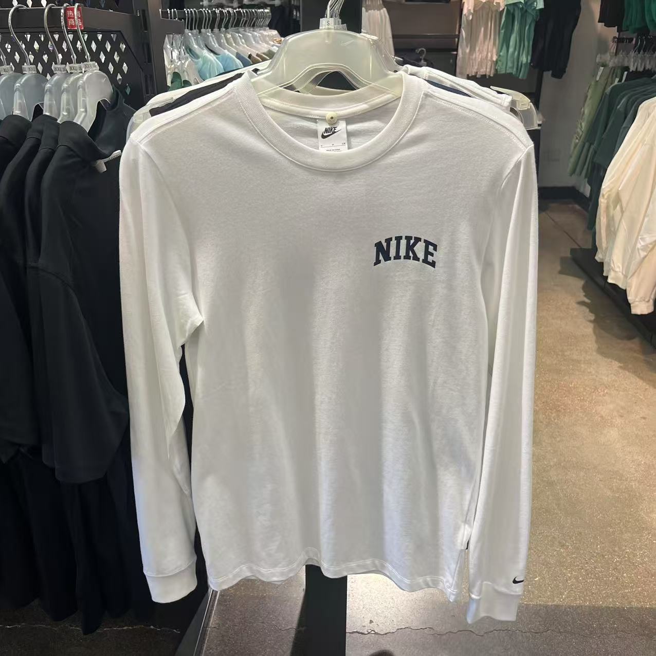 Nike耐克男子25春季运动休闲圆领宽松透气打底衫长袖T恤IM3390