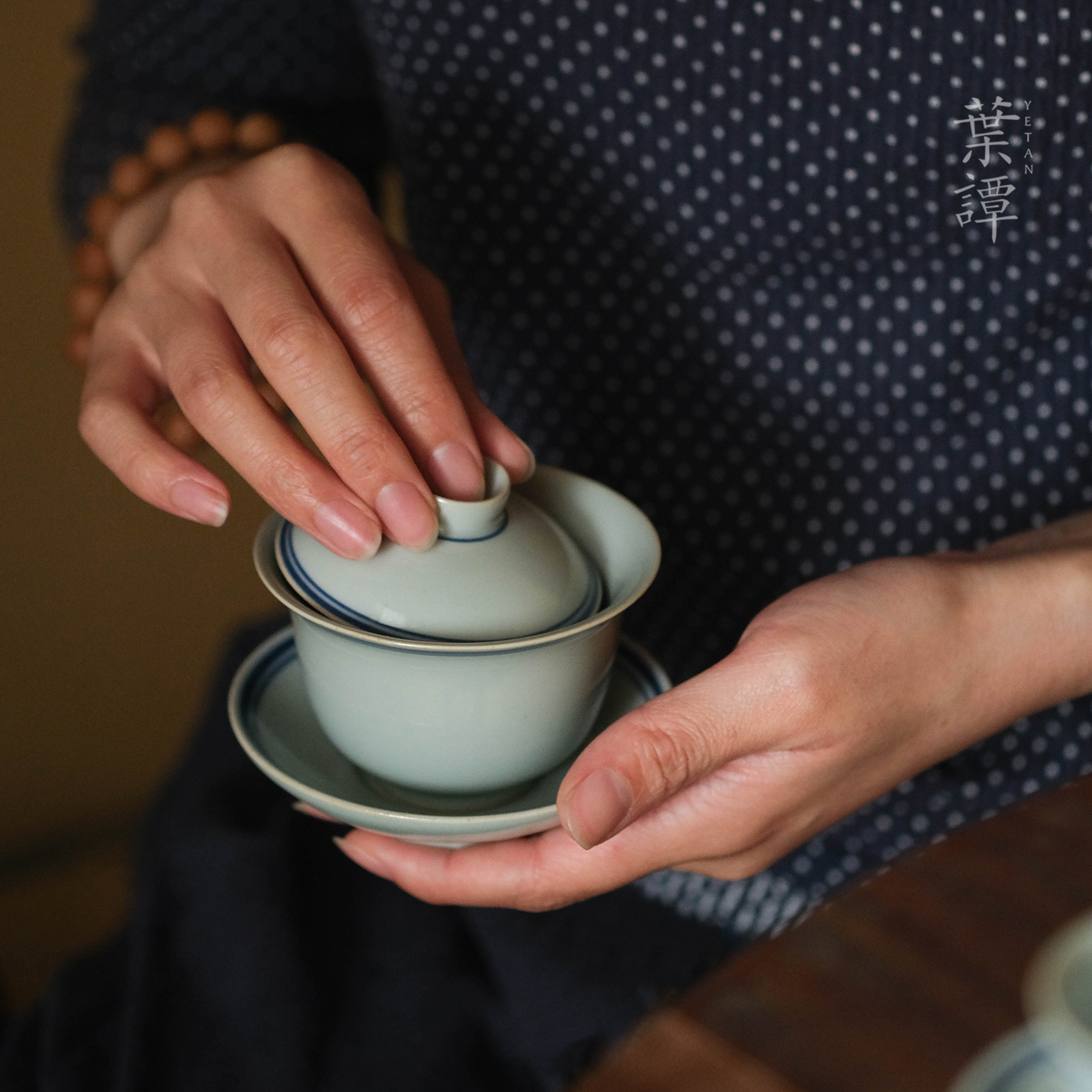 叶谭  隐山造物中式手绘青花双线玉兰三才盖碗仿古民窑清式泡茶器