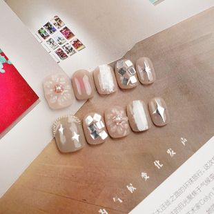 手工穿戴甲裸粉色晕染手作日式拉花高级穿戴式美甲成品指甲贴短款