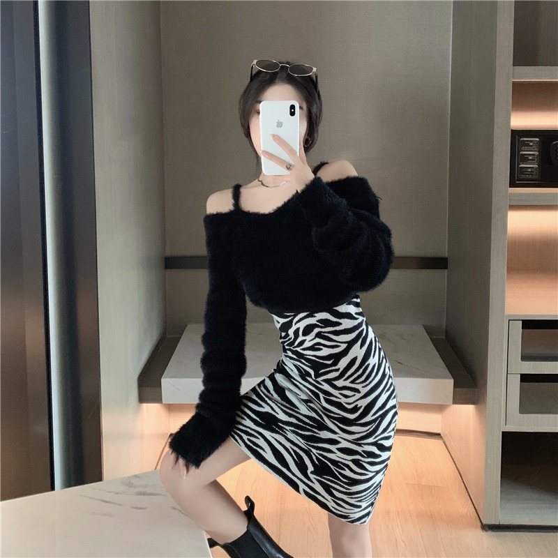 Real price 2021 new year style mink hair sexy off shoulder long sleeve sweater + zebra skirt two piece set